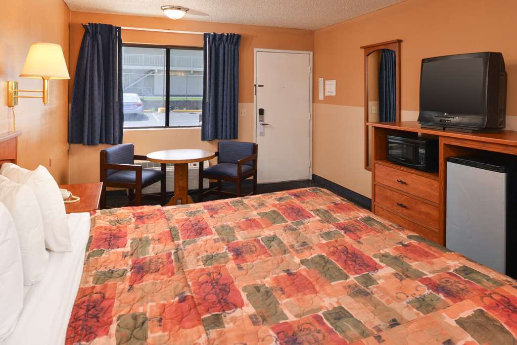 Americas Best Value Inn - Carson City Room photo