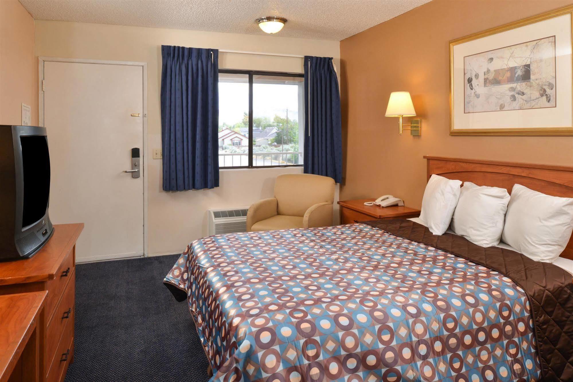 Americas Best Value Inn - Carson City Exterior photo